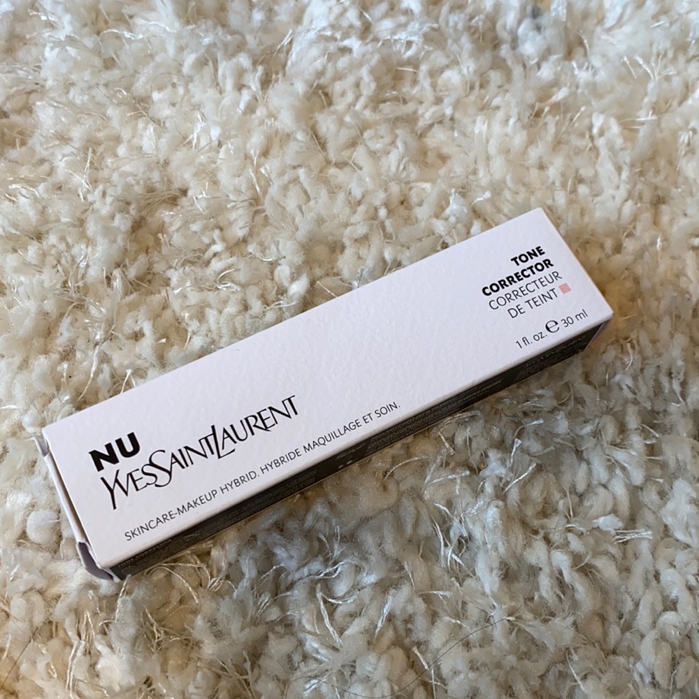 Yves Saint Laurent NU tone corrector in Rosy